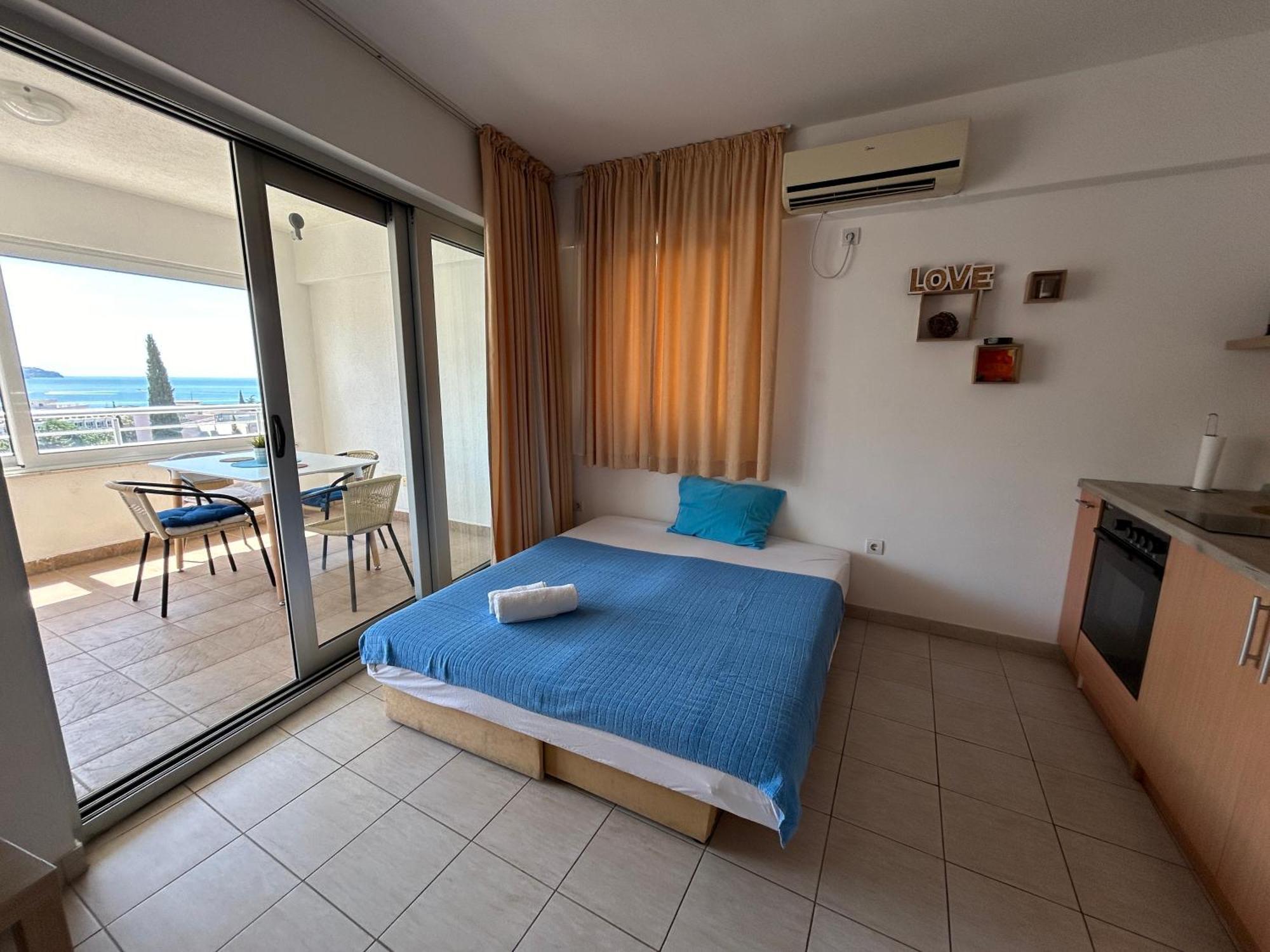 Apartament Mitende *